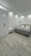 1810 Three-Room Apartment with Balcony