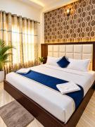 Hotel Boston Affordable Stays - #Parking #FullyAC #Best Rated Location #Modern Boutique Property Hotel Boston Affordable Stays - #Parking #FullyAC #Best Rated Location #Modern Boutique Property