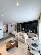 Escada Apartments