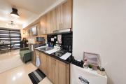 Modern MOA Suite with Balcony, Netflix & Mini Karaoke