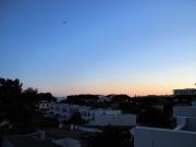 At a sea view top-floor apt, 500 m from the beach!