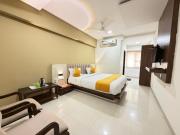 Ease By Elegant Residency