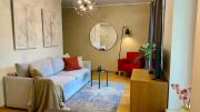 Charming City Centre Apartment with Free Parking and Spacious Balcony