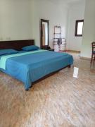 Surf Kin Garden Inn