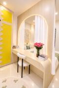 Lakenest Golden Arch Studio Xuan Dinh