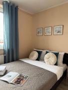 Lumina I 2BR Apart with Balcony & Parking & Coffee Maker