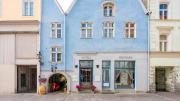 CRU Hotel
