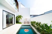 Seaview Rooftop Private 2BR Pool Villa - 3 Minutes Walk to Seseh Beach