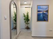 Rowing Canal Retreat, luxury 2BR apt, free parking