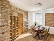 Cozy Old Town Brick Apartment,Fast WiFi,Center