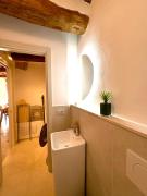 Perugia Borgo atmosphere with a king-size suite