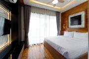 Ashi Poshtel