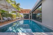 Baan Bua Villas At Naiharn By Tropiclook