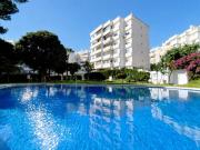 Seaview Retreat Apartment with Pool 2