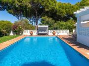 Elegant Villa in Vilamoura with Private Pool