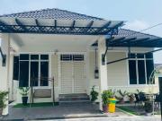 Seri Idaman Cottage - MusIim Only Seri Idaman Cottage - MusIim Only