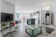 Modern 2BR Apartment with Terrace in Valencia