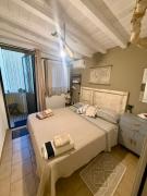 Top Scilla