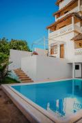 Top Lamu