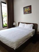 Mays Homestay - Garden Retreat