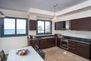 Top Larnaka