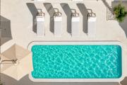 Villa Paraíso - Sleek Design & Pool by LovelyStay