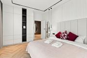 Olszynki Park Prime Apartment by BookingHost