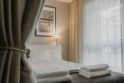 Klimatyczne studio z sypialnią, balkon, klima, blisko centrum i Odry - Fair Rentals