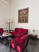 Vintage Room 2 in Colonial House