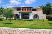 Apartment with Pool in Koromacno-Istrien 44189