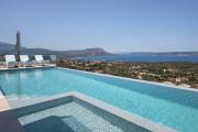 Sea View Villa w Heated Infinity Pool, Jacuzzi, Cinema