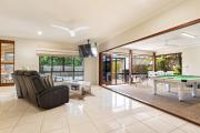 Top Burrum Heads