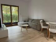 Nowa Letnica - taras z ogrodem - salon z aneksem kuchennym i sypialnia