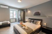 Loft 1882, Metro A, Two-Level Loft, 3-5 pax, AC