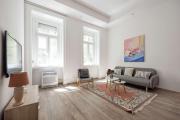 Elegant 3BR Flat near Budapests Historic Jewish Quarter