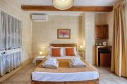 Top Xagħra Top Xagħra