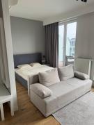 Bright Cozy Studio Apartment