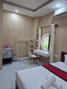Fireworks Homestay