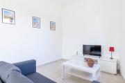 GuestHost - Bright and Modern Apartments in Lucca