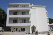 Apartments Bota