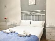 ClickFlat Sants Apartments