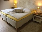 SEASIDE APARTMENTS - SANDY GOLD