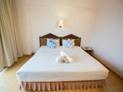 Top Phrae