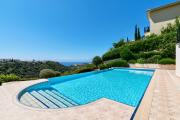 4 bedroom Villa Helidoni with private infinity pool, Aphrodite Hills Resort
