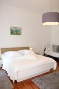 Central House Nona