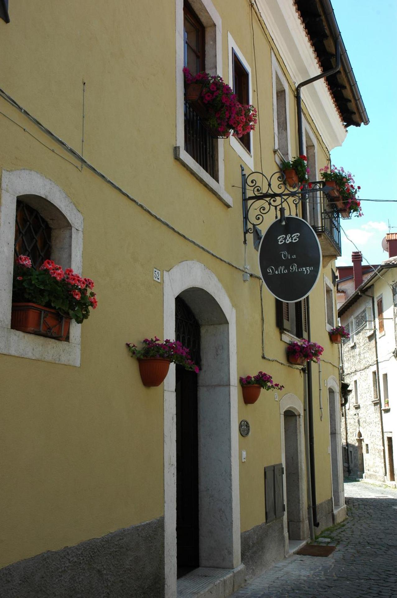 Bed and Breakfast Via Della Piazza