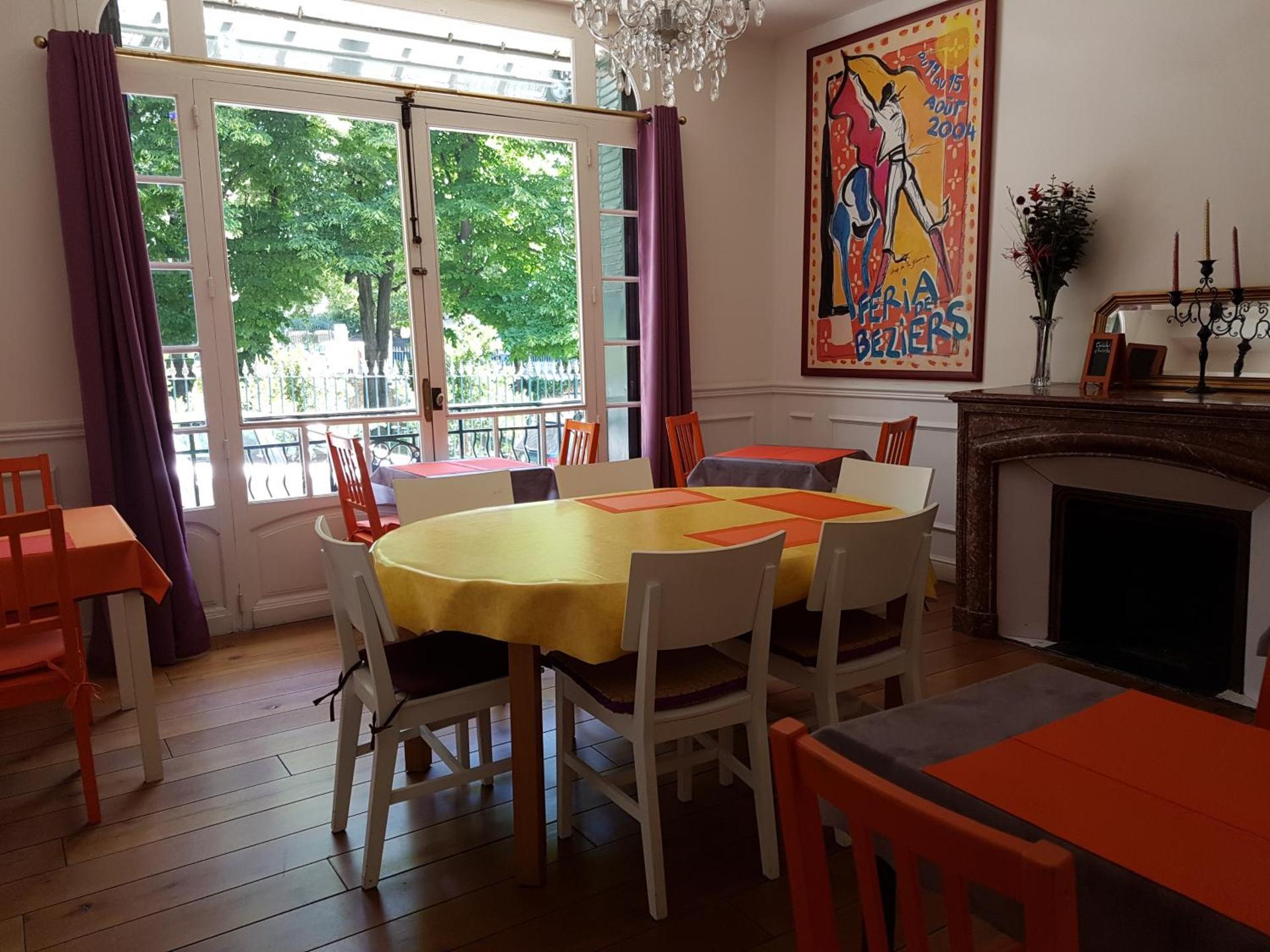 Hôtel Des Poètes avec parking sur réservation