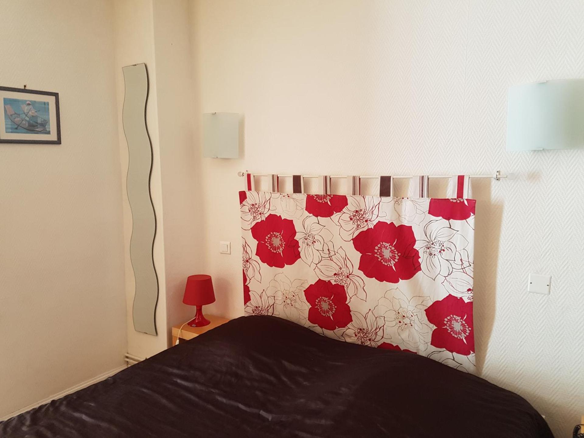 Hôtel Des Poètes avec parking sur réservation