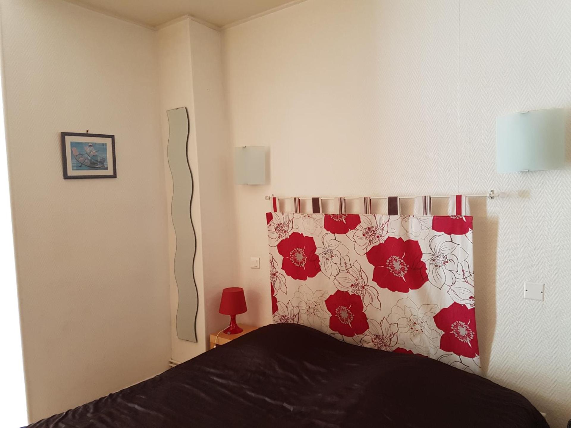 Hôtel Des Poètes avec parking sur réservation