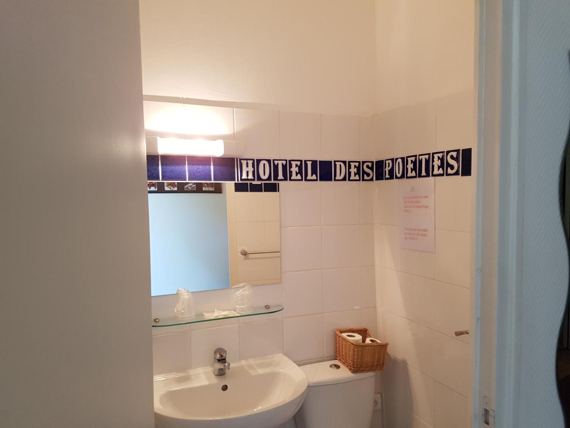 Hôtel Des Poètes avec parking sur réservation